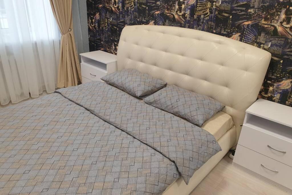 Comfortable Luxury Apartment With 3 Rooms. Center Heart Of Kiev Exterior photo