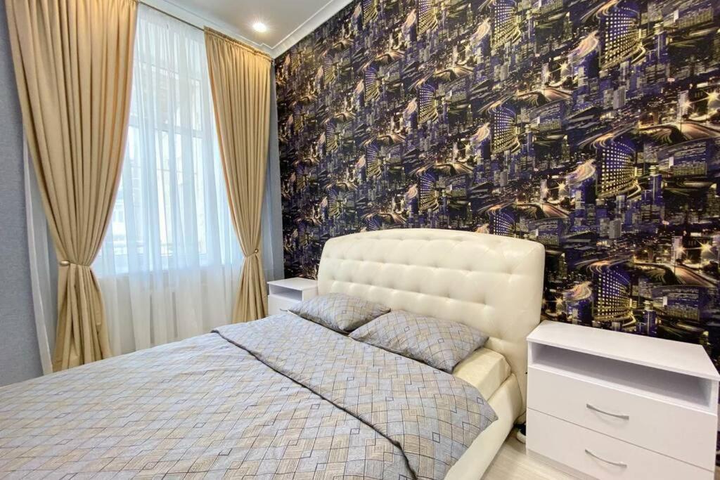 Comfortable Luxury Apartment With 3 Rooms. Center Heart Of Kiev Exterior photo